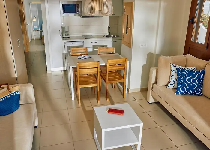 Grupotel Flamingo 2* Playa Blanca