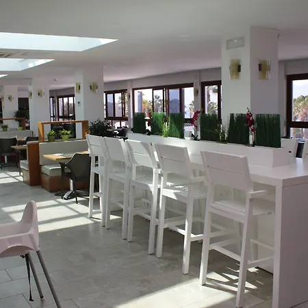 Grupotel Flamingo 公寓式酒店 2*