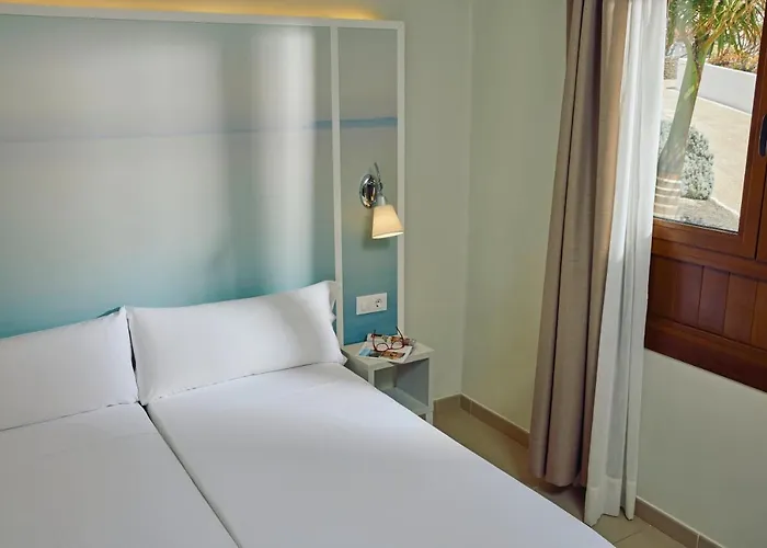 Grupotel Flamingo 2* 普拉亚布兰卡