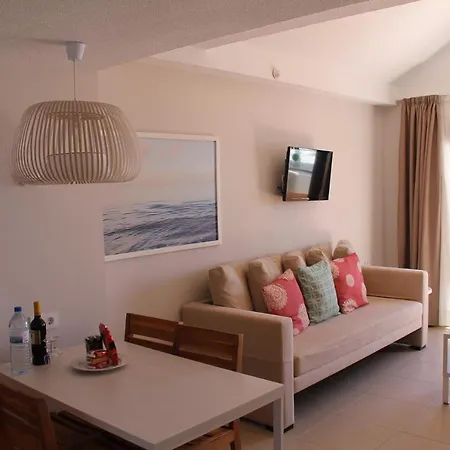 Grupotel Flamingo 公寓式酒店